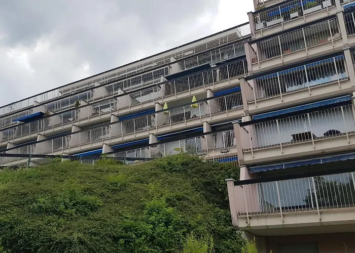 Belvedere Vue Spectaculaire Equipe Apartment *